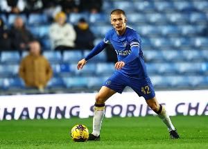 记者：多家英冠和沙特俱乐部有意切尔西右后卫吉尔克里斯特