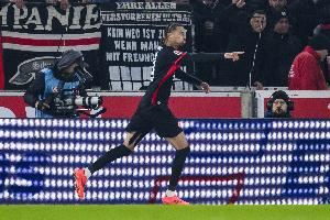 记者：利物浦签下埃基蒂克只是时间问题，仍在商谈交易结构和价格