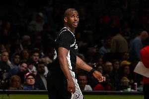 ⛽还有油！保罗上赛季为马刺打满82场常规赛 场均8.8分3.6板7.4助