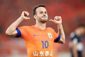 媒体人：文旅再次审视瓦科报名资格，希望把坑位留给更年轻的球员