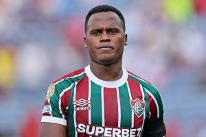 哥伦比亚名宿：C罗打电话邀请阿里亚斯，但他还是决定去狼队