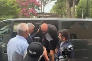 罗马诺：都灵门将瓦尼亚接受那不勒斯体检，转会费2100万欧元