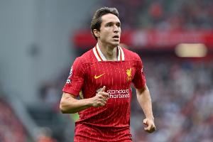 基耶萨谈未来：我希望留在利物浦，为赢得更多奖杯而战