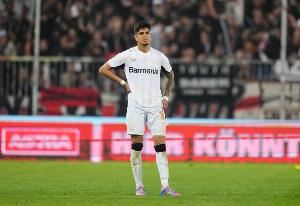 罗马诺：勒沃库森无意出售因卡皮耶，滕哈赫将其视为关键球员