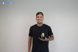 中超最佳|克雷桑：我经常加练任意球 感谢韩导帮我减压