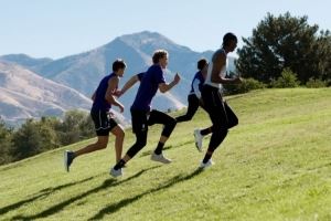 跑山&飞盘！爵士队的户外训练花样真不少！