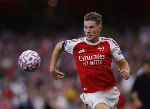 积极！约克雷斯本赛季在进攻三区、对手禁区逼抢次数领跑所有球员