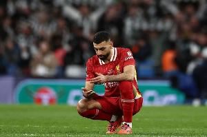 阿邦拉霍：应弃用萨拉赫，连续七场无非点球进球与伊萨克也没默契