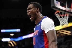 现在东部第1!杜伦:28连败每天都在激励我 付出得到了回报